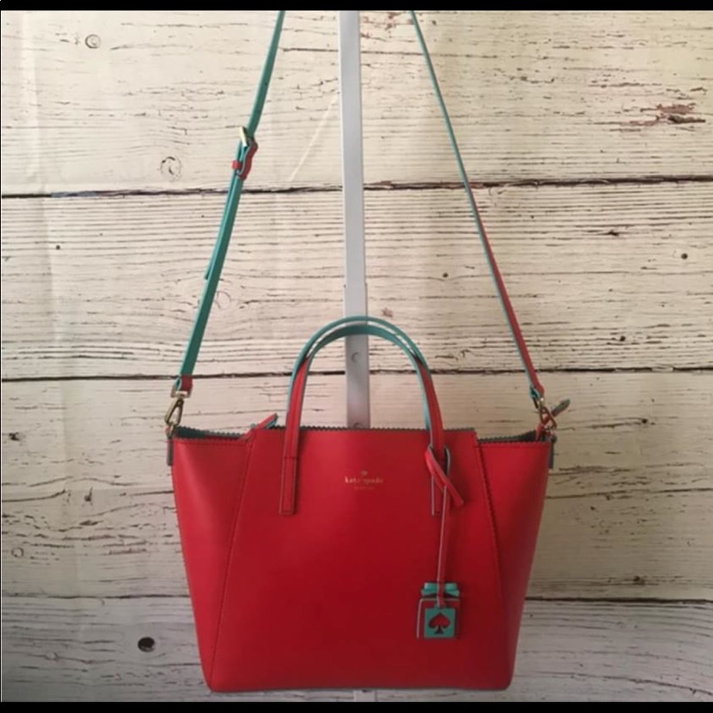 Kate Spade Tote - Picture 4 of 8
